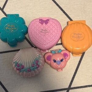 Blue Bird Polly Pocket Vintage Compact Set